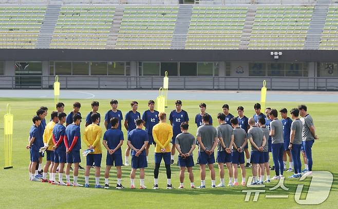 동아시안컵에 대비해 훈련 중인 축구대표팀. 2025.7.3/뉴스1 ⓒ News1 김영운 기자