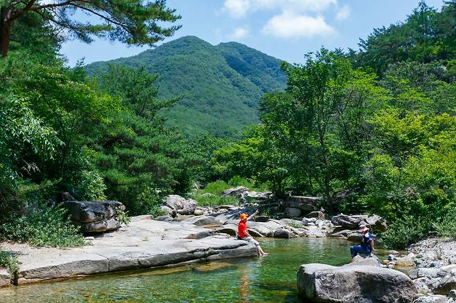 ◇괴산 갈론구곡은 한국관광공사 세종충북지사의 강소형 잠재관광지로 선정될 만큼 풍경이 빼어나다. 사진제공=지엔씨21