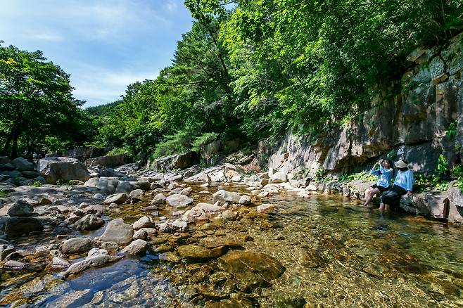 ◇쌍곡구곡은 조선시대 퇴계 이황, 송강 정철 등 당시 수많은 유학자와 문인들이 산수경치를 줄기기 위해  머물렀던 곳으로 알려졌다. 사진제공=지엔씨21