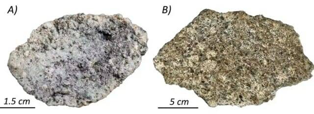 수성에서 온 것으로 추정되는 암석 샘플 ‘Ksar Ghilane 022’와 ‘NWA 15915’이 발견됐다. (출처= Jared Collins)