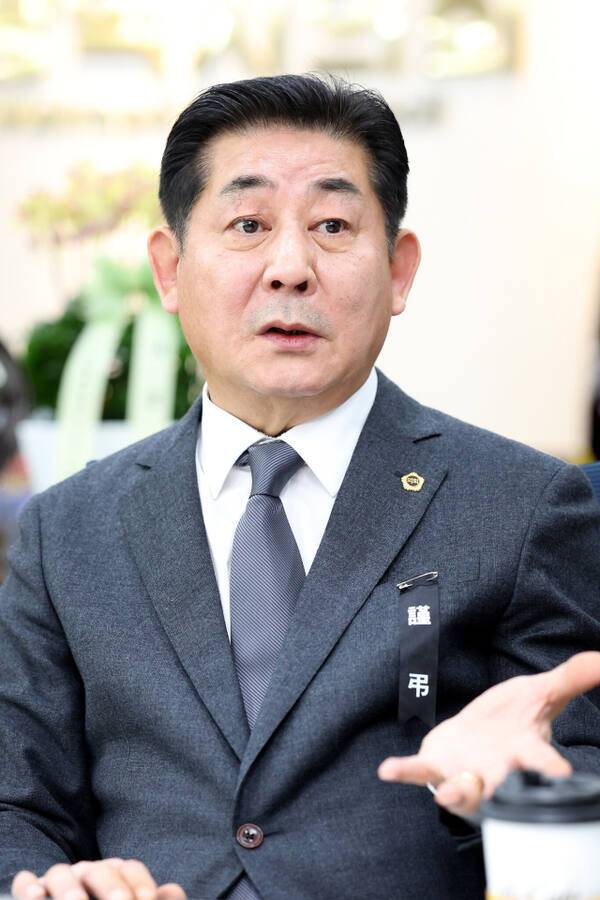 정해권 인천시의회 의장(국민의힘·연수1)