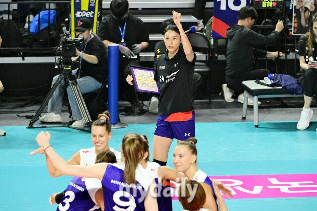 KYK 인비테이셔널 2025에서 선수 겸 감독으로 나섰던 김연경./마이데일리