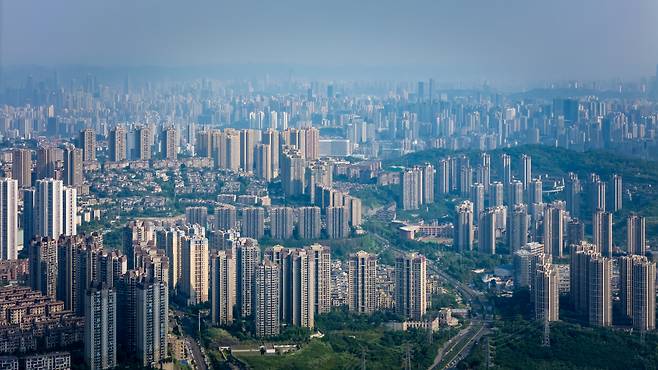 지난 6일 중국 충칭의 도심 지역. [게티이미지]