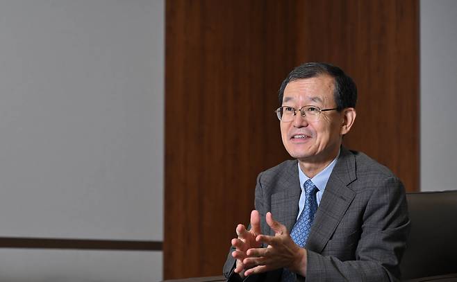 한만희 해외건설협회 회장이 지난 6월 30일 오후 서울 중구 해외건설협회 회의실에서 헤럴드경제와 인터뷰를 하고 있다. 임세준 기자