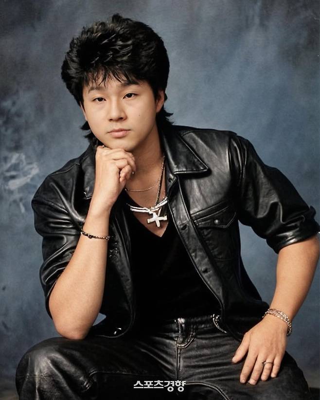 방송 중 일본해 지도를 노출한 것과 관련해 사과한 유튜버 슈카. 본인 인스타그램 계정