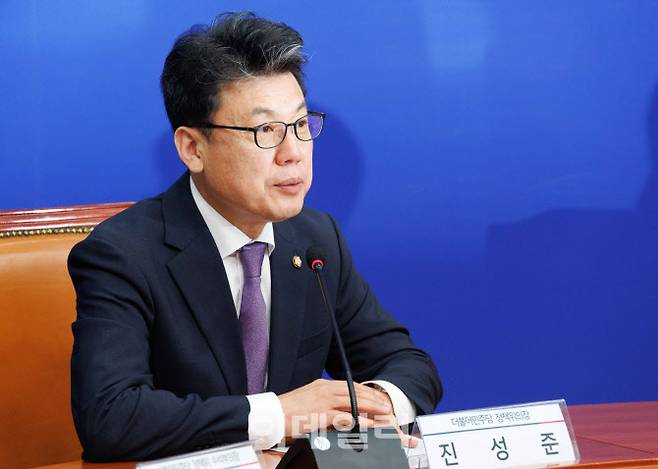 진성준 더불어민주당 정책위의장. (사진=방인권 기자)