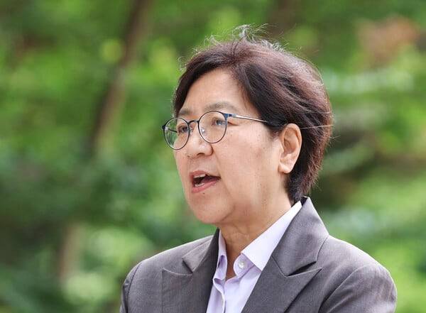 정은경 보건복지부 장관 후보자가 30일 오전 서울 중구 T타워에 마련된 인사청문회 준비 사무실에 출근했다. /뉴시스