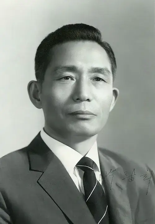 a66d25aa2527b55ba2f25d57ee5ae8e9944af42e41a499f89ea587918f68c9f4017eca55ab8610a12caebfa881