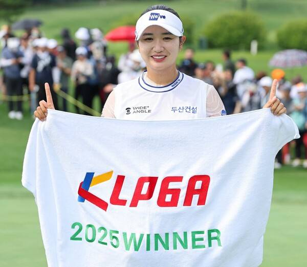 2025년 한국여자프로골프(KLPGA) 투어 제15회 롯데 오픈 우승을 차지한 박혜준 프로. 사진제공=KLPGA