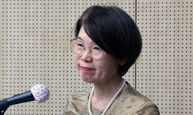 남규선 인권위 전 상임위원이 지난 5월19일 오후 서울 중구 인권위 14층 전원위원회실에서 열린 자신의 이임식에서 이임사를 하고 있다. 김영원 기자 forever@hani.co.kr