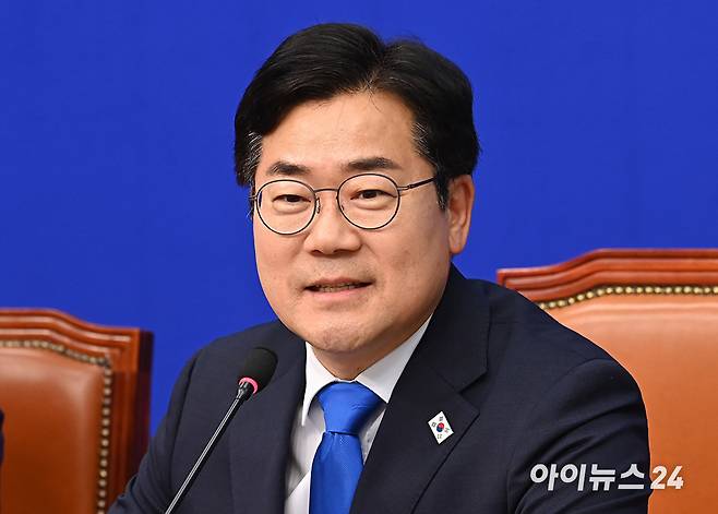 박찬대 더불어민주당 당대표 직무대행 겸 원내대표가 13일 오전 서울 여의도 국회에서 열린 최고위원회의에서 발언하고 있다. [사진=곽영래 기자]