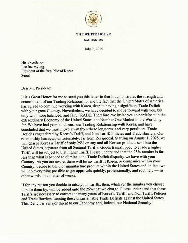 도널드 트럼프 미국 대통령이 7일(현지시간) 자신의 소셜미디어(SNS) 트루스소셜에 공개한 이재명 대통령에게 보내는 관세 관련 서한. [사진 = 트럼프 대통령 트루스소셜 캡처]