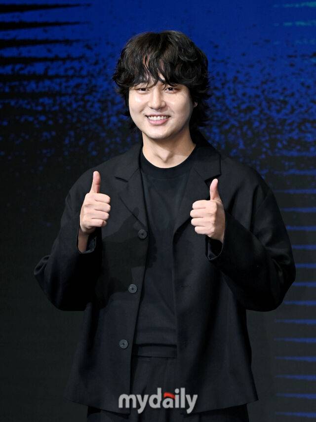 [MD포토] 양세종, '푸근한 쌍따봉'