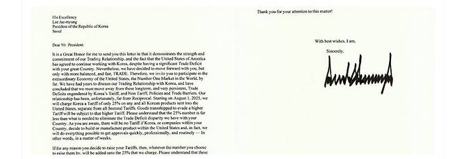 [워싱턴=뉴시스]도널드 트럼프 미국 대통령이 7일(현지 시간) 소셜미디어 트루스소셜을 통해 오는 8월부터 한국에 25% 상호관세를 부과할 계획이라는 서한을 공개했다. (사진=트럼프 트루스소셜 캡쳐). 2025.07.08. *재판매 및 DB 금지