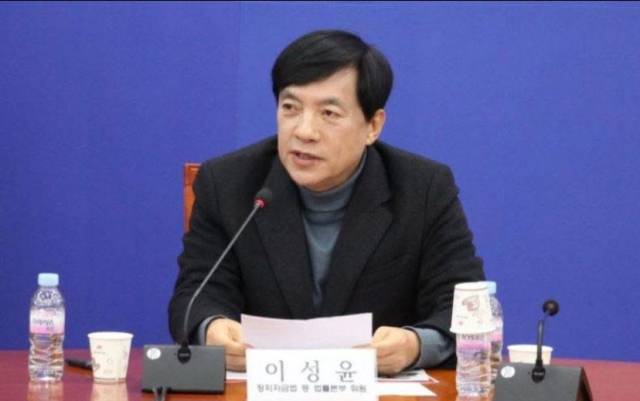 ▲내란 특별검사가 지난 6일 윤석열 전 대통령에 대한 구속영장을 청구한 것과 관련해 전북 출신 이성윤 의원(전주을)이 "구속 가능성은 100%"라고 장담하며 4가지 이유를 들었다. ⓒ이성윤 의원실