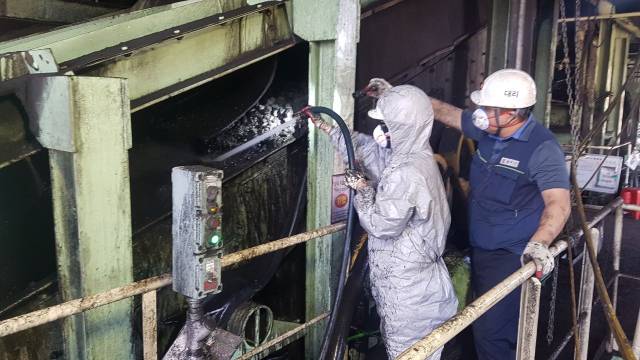 ▲화력발전소 내부 근무 풍경 자료사진. ⓒ태안화력 고 김충현 비정규직 노동자 사망사고 대책위원회