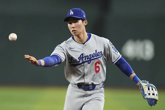 다저스 김혜성은 8일(한국시간) 밀워키전에서 7번타자 2루수로 선발출전해 4타수 무안타로 침묵했다. 최근 팀 내야진에 부상자가 쏟아져 많은 기회를 받고 있다.｜AP뉴시스