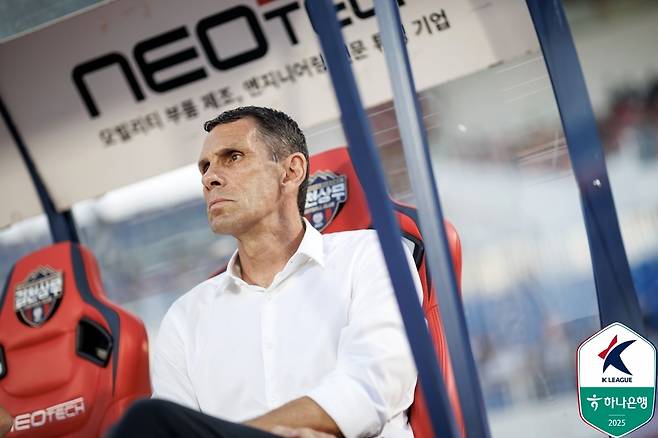 Gus, Jeonbuk Hyundai Director. Provided by Professional Football Federation