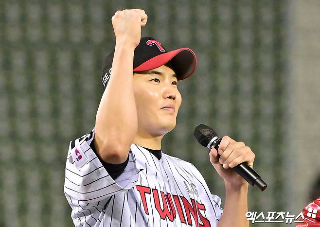 지난 3월 26일 오후 서울 송파구 잠실야구장에서 열린 '2025 신한 SOL Bank KBO리그' 한화 이글스와 LG 트윈스의 경기, LG가 9이닝 2피안타 완봉승을 거둔 임찬규의 호투에 힘입어 한화에 4:0으로 승리했다. 엑스포츠뉴스 DB