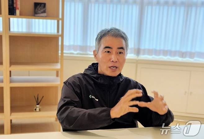 장현국 넥써쓰 대표가 지난 7일 뉴스1과 인터뷰하고 있다.