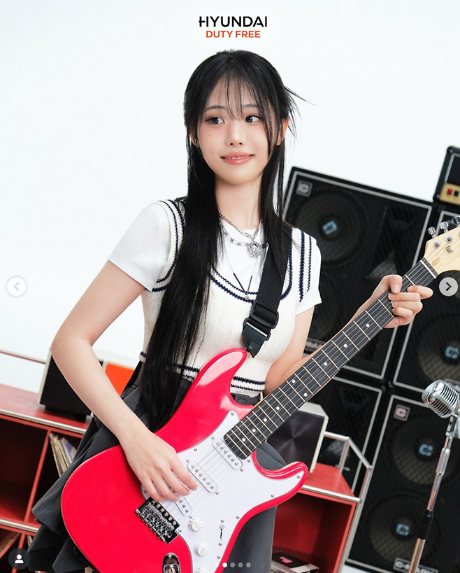 QWER. 사진 | 현대백화점면세점 SNS