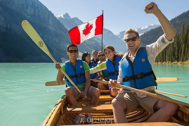 레이크 루이스ⓒ Travel Alberta