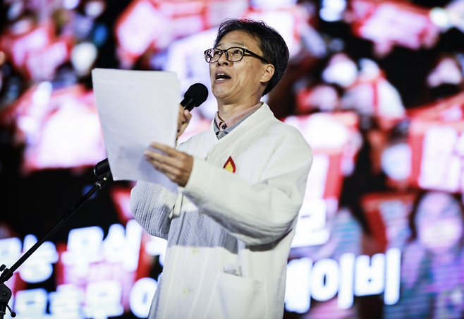 '소리꾼 교사' 백금렬씨. 페이스북 갈무리