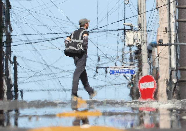 빠져나갈 길 없는 무더위 [연합뉴스]