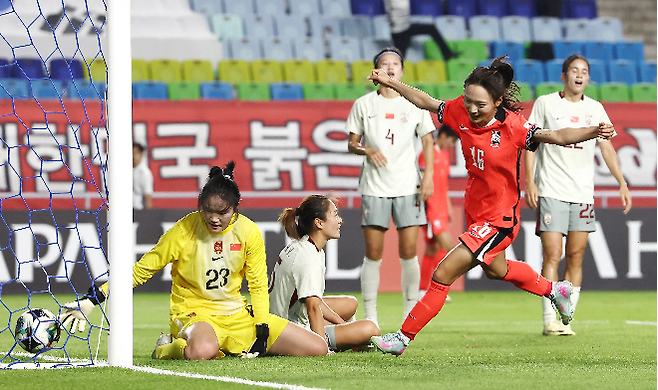 기뻐하는 장슬기. 사진=연합뉴스