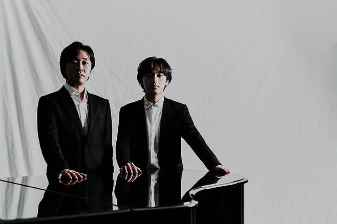[서울=뉴시스] 피아니스트 손민수와 임윤찬. (사진=목프로덕션 제공. ⓒShin-joong Kim/MOC) 2025.07.09. photo@newsis.com *재판매 및 DB 금지