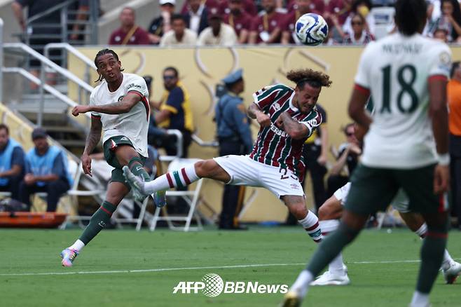 첼시 주앙 페드루가 9일(한국시간) 미국 뉴저지주 이스트 러더퍼드의 메트라이프 스타디움에서 열린 2025 국제축구연맹(FIFA) 클럽 월드컵 준결승 플루미넨시전에서 골을 터뜨리는 순간. /AFPBBNews=뉴스1