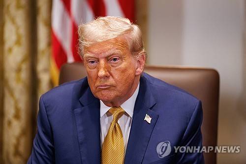 8일 백악관 내각회의 참석한 트럼프 미국 대통령 [EPA=연합뉴스]