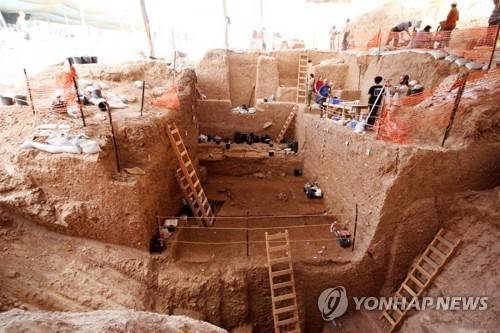 호모사피엔스의 초기 유적 [EPA=연합뉴스]