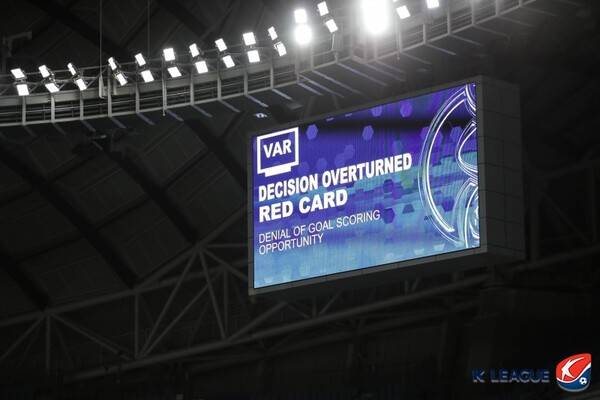 VAR 판독과 관련해 장내 방송을 추진 중인 대한축구협회와 한국프로축구연맹. 사진┃한국프로축구연맹