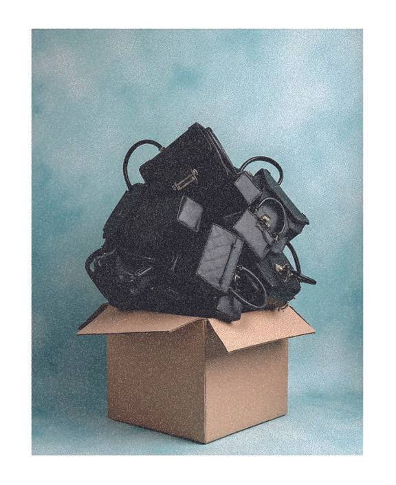 패피스는 전국의 수선업체로부터 견적을 받아 비교한 뒤, 원하는 곳에 수선을 맡길 수 있는 서비스를 운영 중이다.