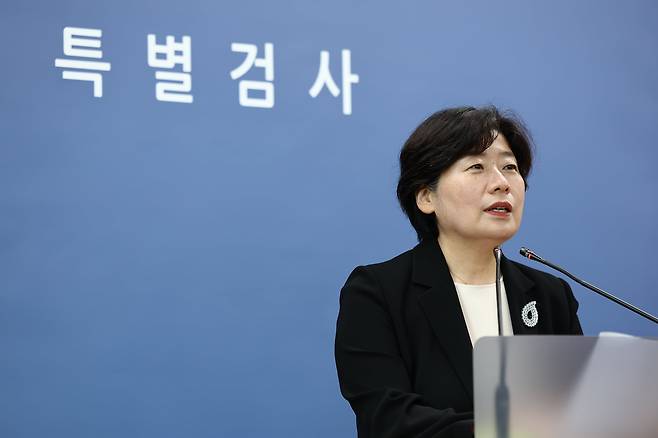 조은석 내란 특검팀의 박지영 특검보가 8일 서울 서초구 서울고등검찰청 기자실에서 브리핑을 하고 있다. /뉴스1