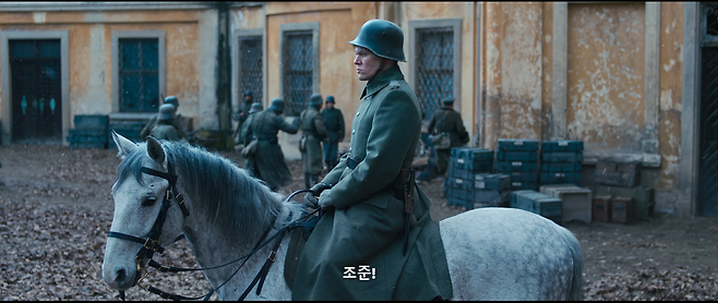 7914159654_486616_c10c5c331e4a8e0ce9c3134ae8de7134.png 서부전선 이상없다 독일 장군 종전연설 장면 서부전선 이상없다 독일 장군 종전연설 장면