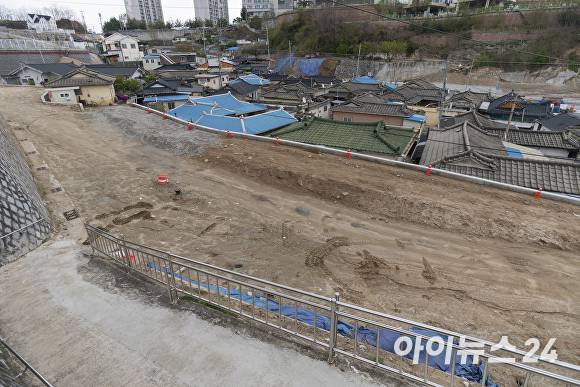 영주시 효자마을 안전보행로 조성 전 모습. [사진=경북도청]