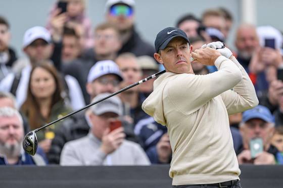 지난해 제네시스 스코티시 오픈에서 경기하는 로리 매킬로이. 2023년 우승, 지난해 4위를 기록하는 등 매킬로이는 이 대회에서 좋은 성적을 냈다. AP=연합뉴스