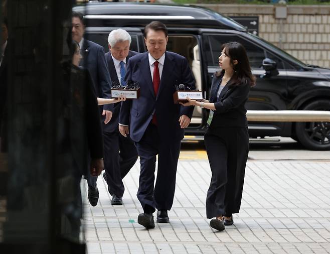 ▲ 영장실질심사 출석하는 윤석열 전 대통령 [연합뉴스]&nbsp;