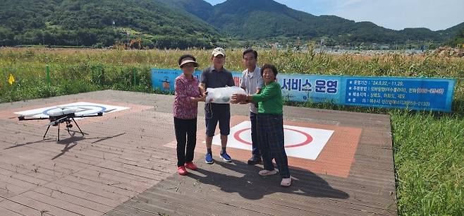 ▲ 전남 여수시가 오는 11일부터 11월까지 물류 취약지역인 10개 섬을 대상으로 생활 물품과 배달음식 등을 드론으로 배송하는 '섬 드론 배송 상용화 사업'을 본격 추진한다. [전남 여수시]