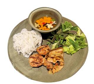 쿠킹 클래스에서 만든 분짜.