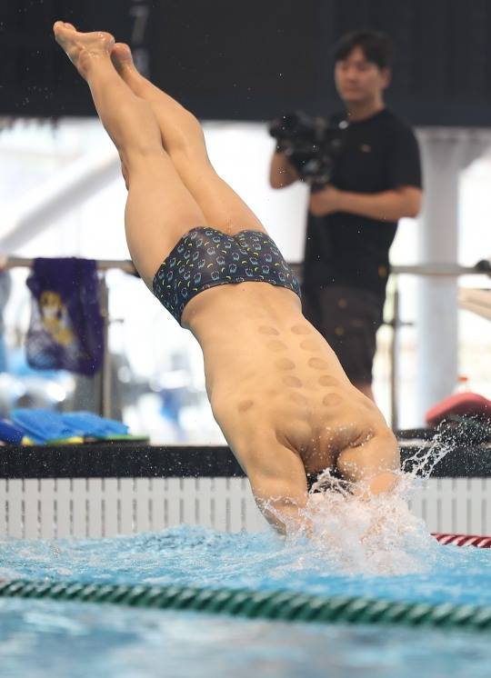 김영범 '쾌속 스타트'. 사진[연합뉴스]