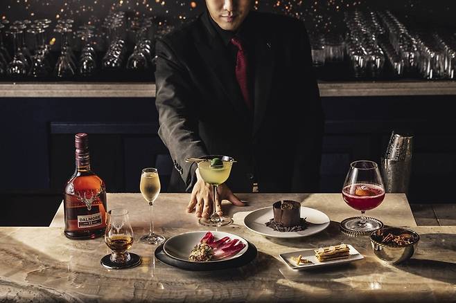 페어몬트 서울 호텔의 루프탑 바 ‘M29’에서 선보이는 ‘바 오마카세’ <사진=페어몬트 서울 호텔>