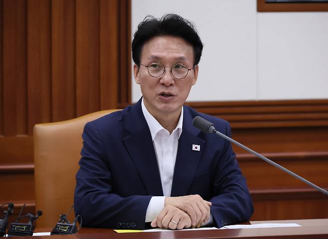 김민석 국무총리가 10일 서울 종로구 정부서울청사에서 열린 국정현안관계장관회의에서 발언하고 있다. 연합뉴스