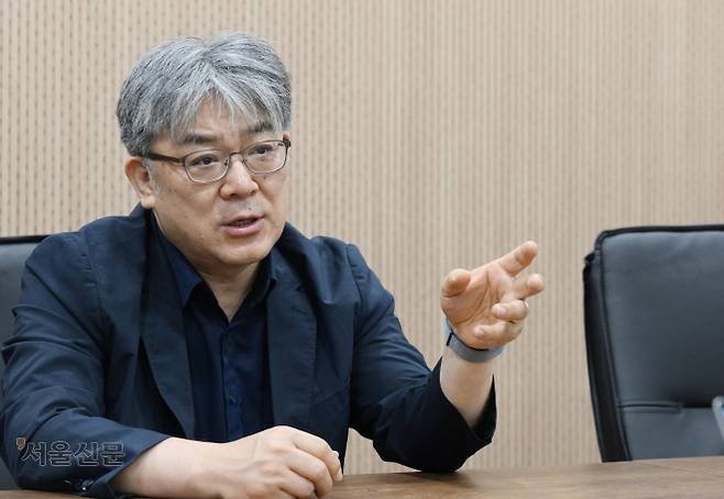 김현수 명지병원 정신건강의학과 교수가 지난 4일 서울신문 인터뷰에서 청년 극우화 현상의 배경에 대해 설명하고 있다. 안주영 전문기자