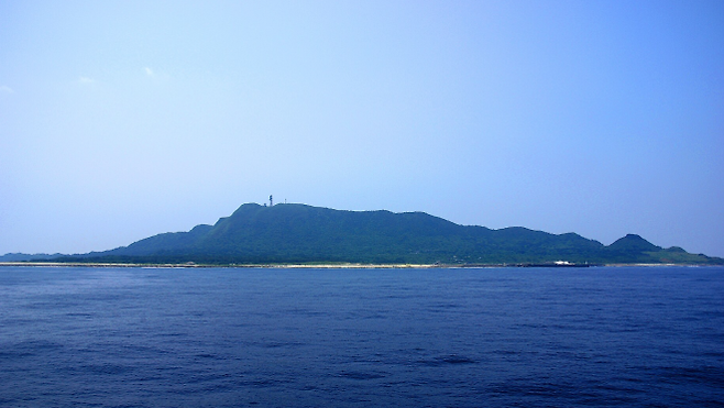 일본 가고시마현 도카라 열도에 있는 섬인 다카라지마(다카라 섬) 자료사진. 위키피디아