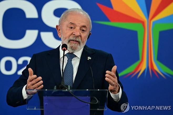 7일 브릭스 정상회의 기자회견서 발언하는 룰라 브라질 대통령 [AFP 연합뉴스 재판매 및 DB금지]