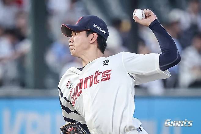 홍민기의 역투 [롯데 자이언츠 제공. 재판매 및 DB 금지]