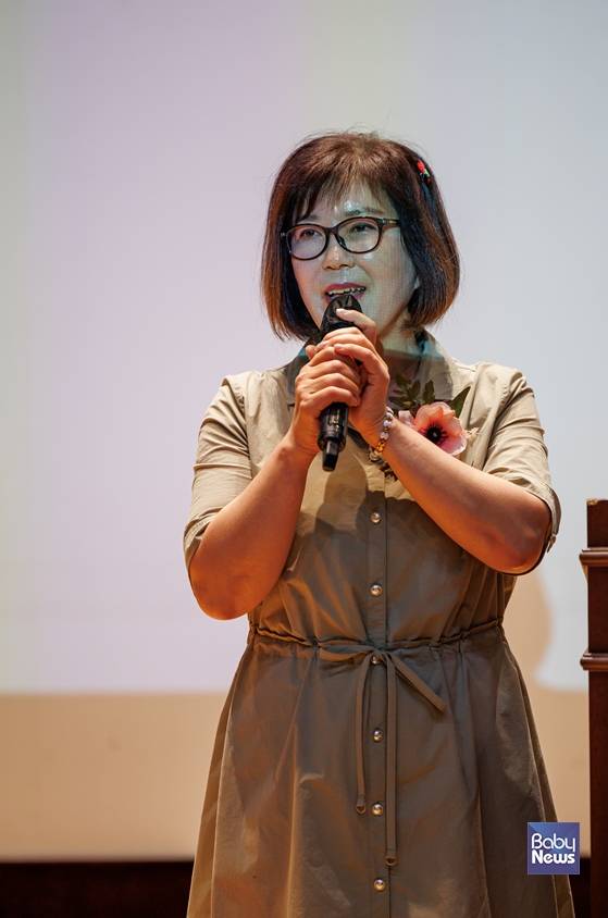사단법인 서울시가정어린이집연합회 강명숙 고문이 격려사를 하고 있다. ⓒ사단법인 서울시가정어린이집연합회&nbsp;